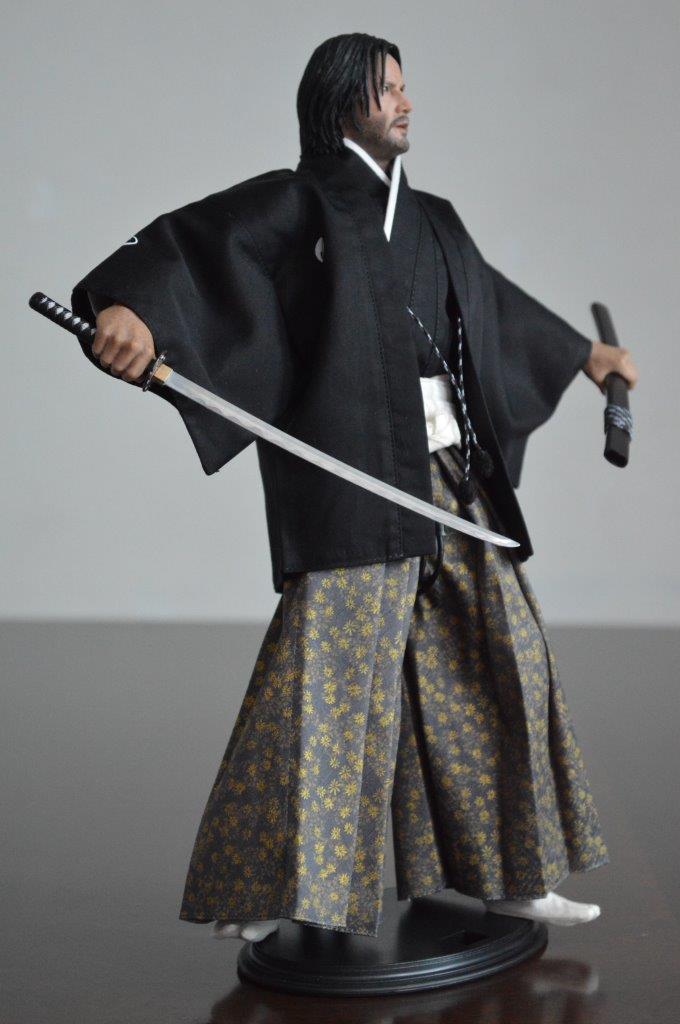 Figura Ronin marca EM Custom Studios escala 1/6