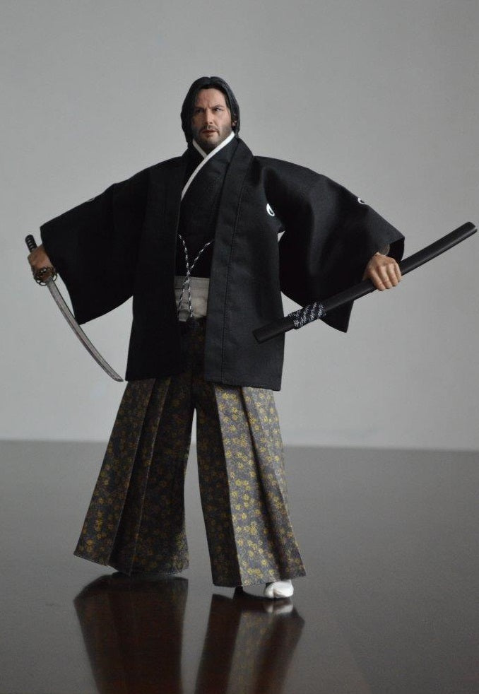Figura Ronin marca EM Custom Studios escala 1/6