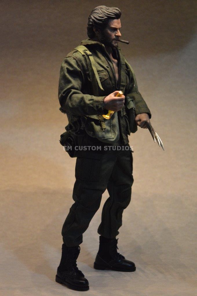Figura Wolfman con traje militar Vietnam marca EM Custom Studios escala 1/6