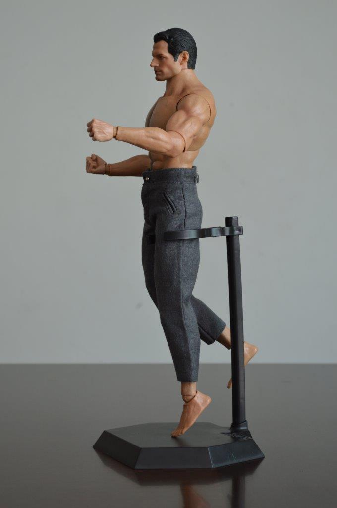 Figura Henry Battle marca EM Custom Studios escala 1/6