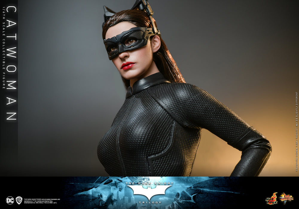 Preventa Figura Catwoman - The Dark Knight Trilogy marca Hot Toys MMS627 escala 1/6