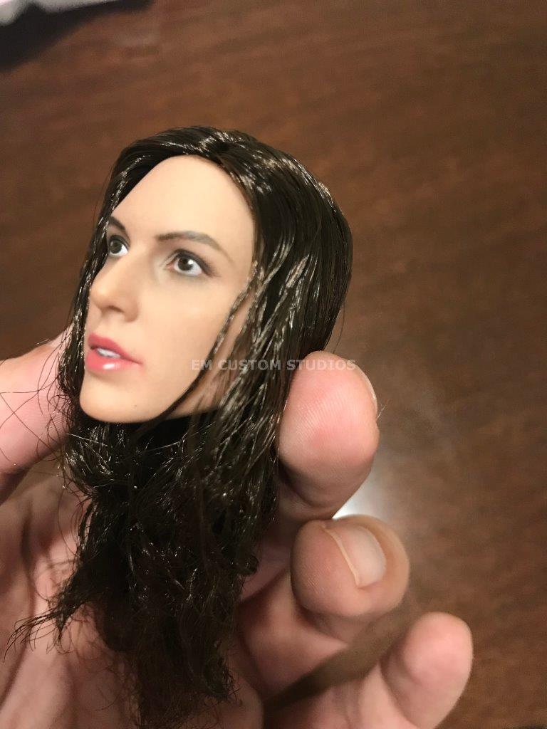 Cabeza Femenina Gal marca custom escala 1/6