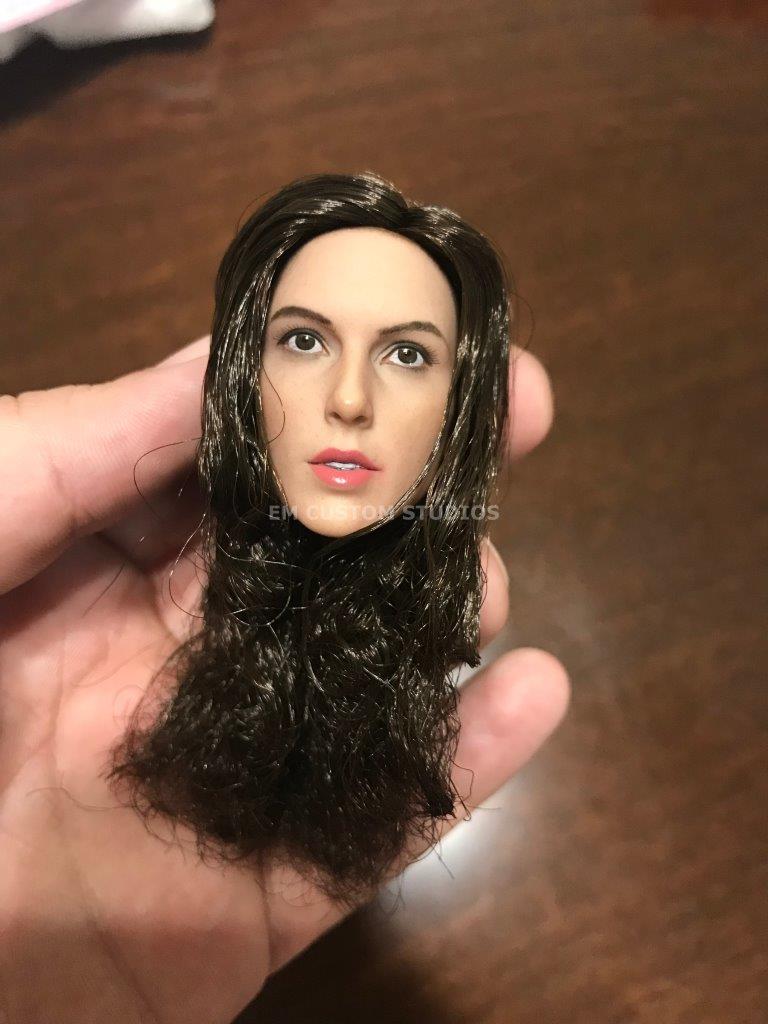 Cabeza Femenina Gal marca custom escala 1/6