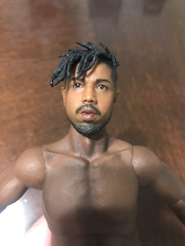 Figura Black Killer marca EM Custom Studios escala 1/6