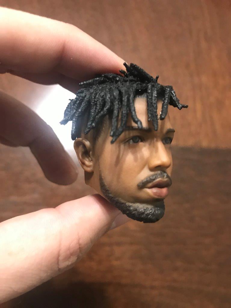 Figura Black Killer marca EM Custom Studios escala 1/6