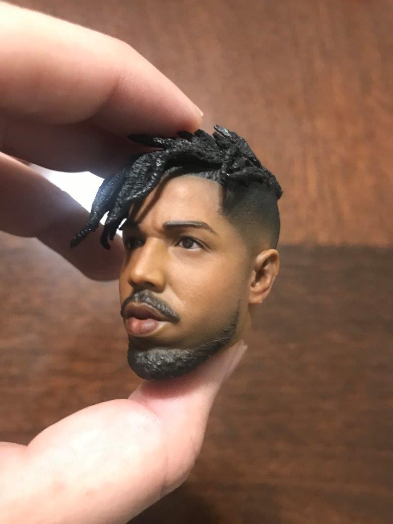 Figura Black Killer marca EM Custom Studios escala 1/6