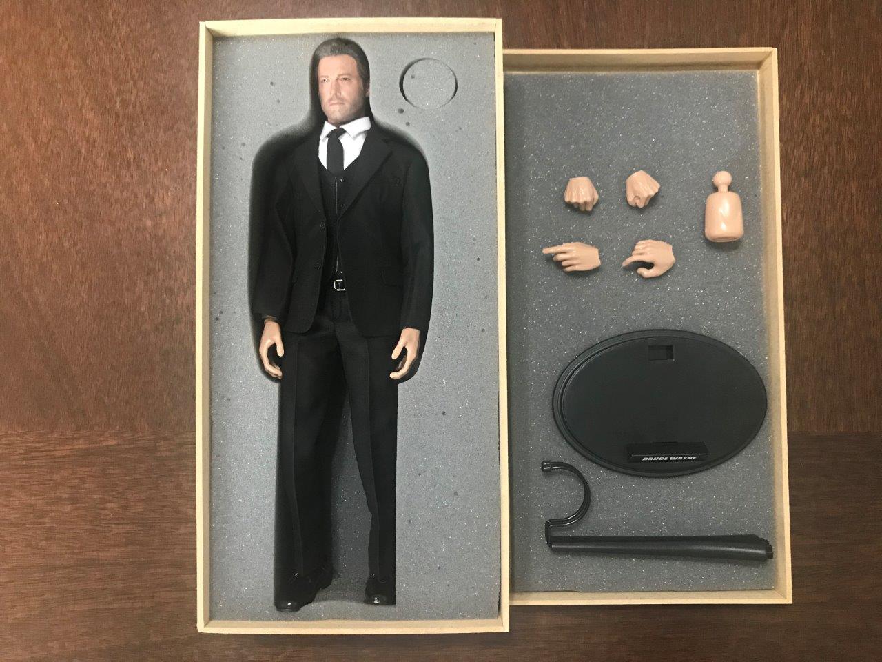 Figura Bruce versión DX marca EM Custom Studios escala 1/6