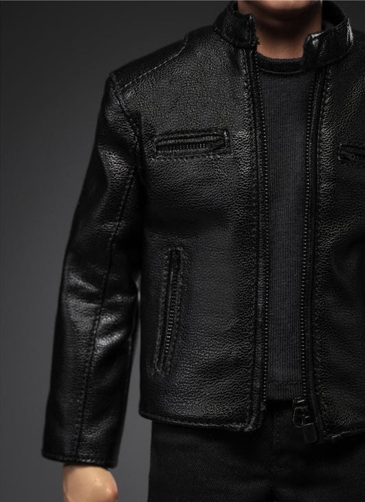 Preventa Figura Roger Stealth Leather Jacket marca BeeToys BET003 escala 1/6