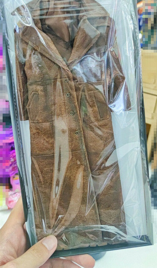 Pedido Accesorio Trenchcoat - Gabardina y bufanda K marca Daftoys F011 escala 1/6