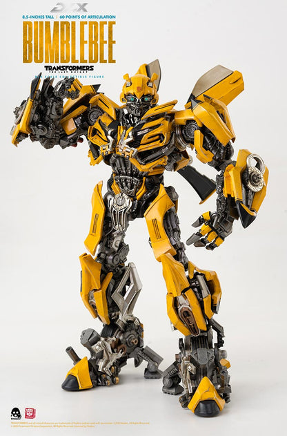 Preventa Figura DLX Bumblebee - Transformers: The Last Knight marca Threezero 3Z0164 (22 cm) (relanzamiento)