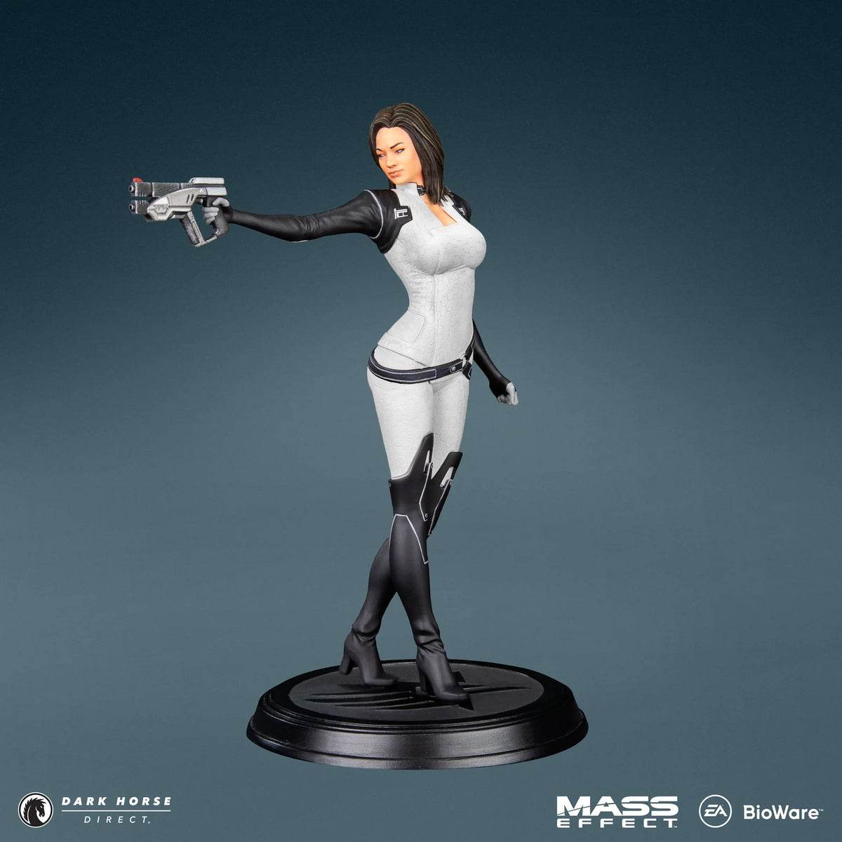 Preventa Estatua Miranda Lawson - Mass Effect marca Dark Horse (21.5 cm)