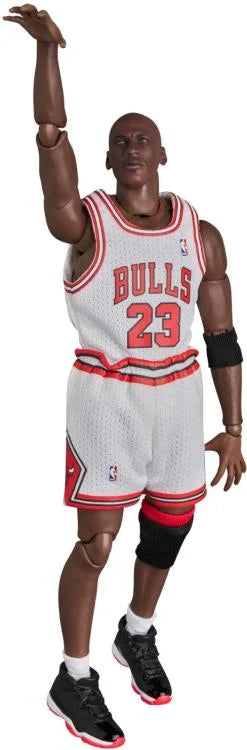 Preventa Figura Michael Jordan (Chicago Bulls Home) - NBA - MAFEX marca Medicom Toy No.255 escala pequeña 1/12