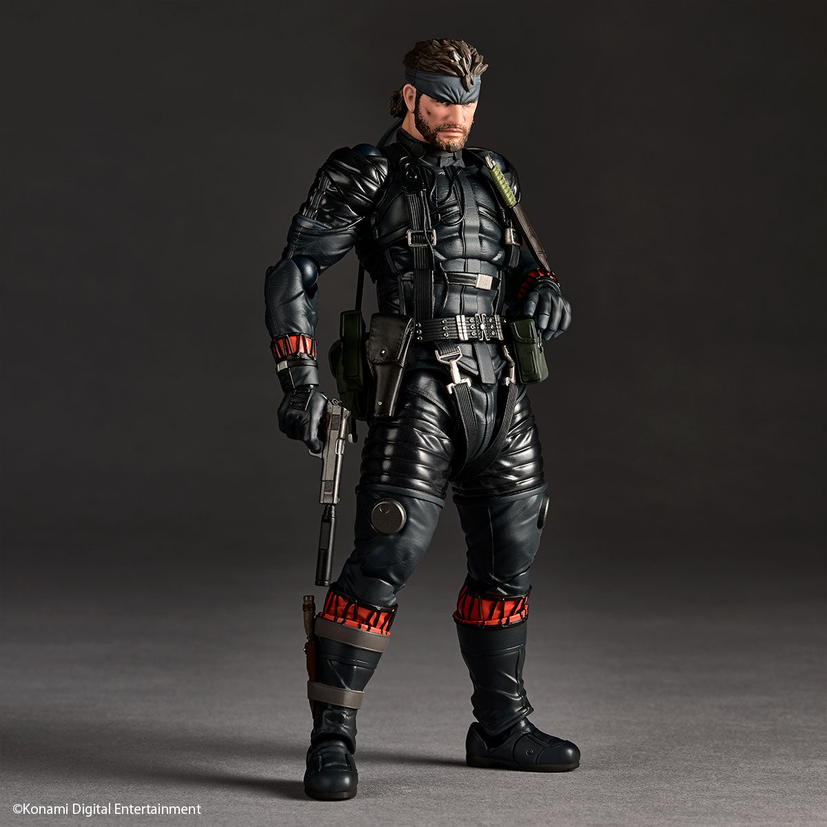 Preventa Figura Naked Snake (Sneaking Suit Ver.) - Metal Gear Solid Delta: Snake Eater - Amazing Yamaguchi Revoltech marca Kaiyodo NR119 escala 1/12