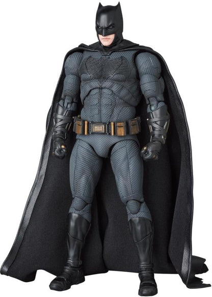 Preventa Figura Batman - Zack Snyder's Justice League - MAFEX marca Medicom Toy No.222 escala pequeña 1/12