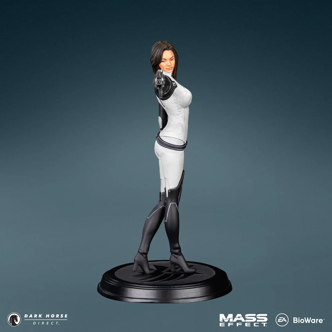 Preventa Estatua Miranda Lawson - Mass Effect marca Dark Horse (21.5 cm)