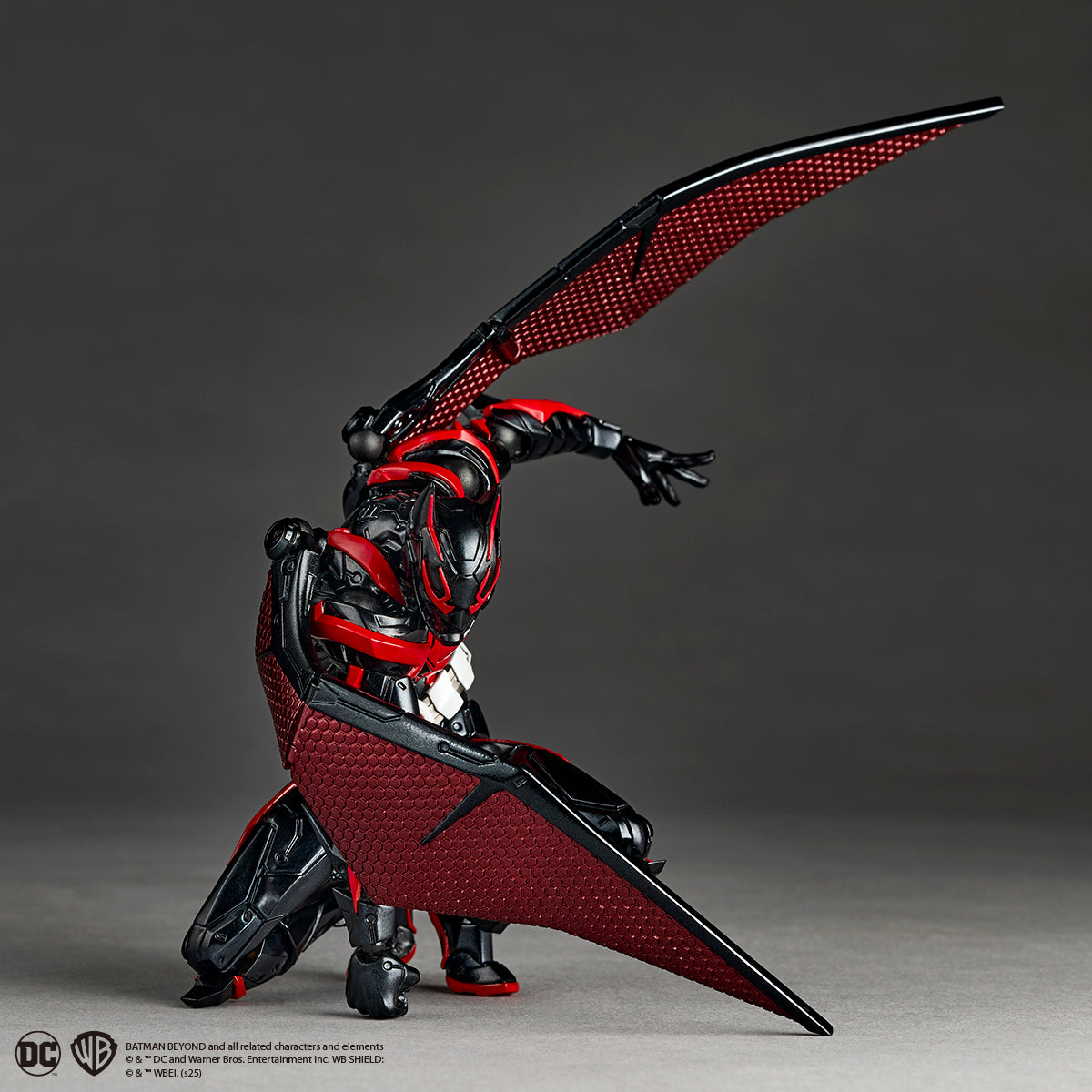 Pedido Figura Batman - Batman Beyond - Amazing Yamaguchi Revoltech marca Kaiyodo NR066 escala 1/12