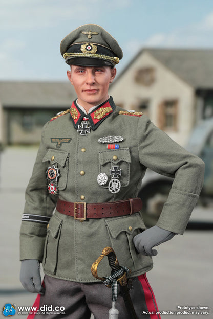 Preventa Figura Officer Otto Remer - WWII German Wehrmacht marca DID D80194 escala 1/6