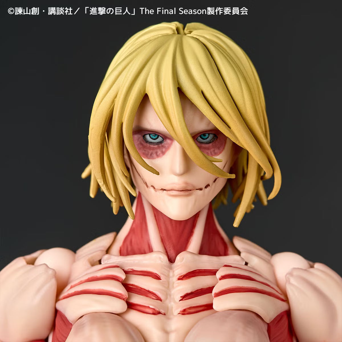 Preventa Figura Female Titan (Annie Leonhart) - Shingeki no Kyojin (Attack on Titan) - Amazing Yamaguchi Revoltech NR156 marca Kaiyodo (17 cm) (relanzamiento)