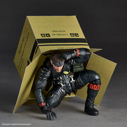 Preventa Figura Naked Snake (Sneaking Suit Ver.) - Metal Gear Solid Delta: Snake Eater - Amazing Yamaguchi Revoltech marca Kaiyodo NR119 escala 1/12