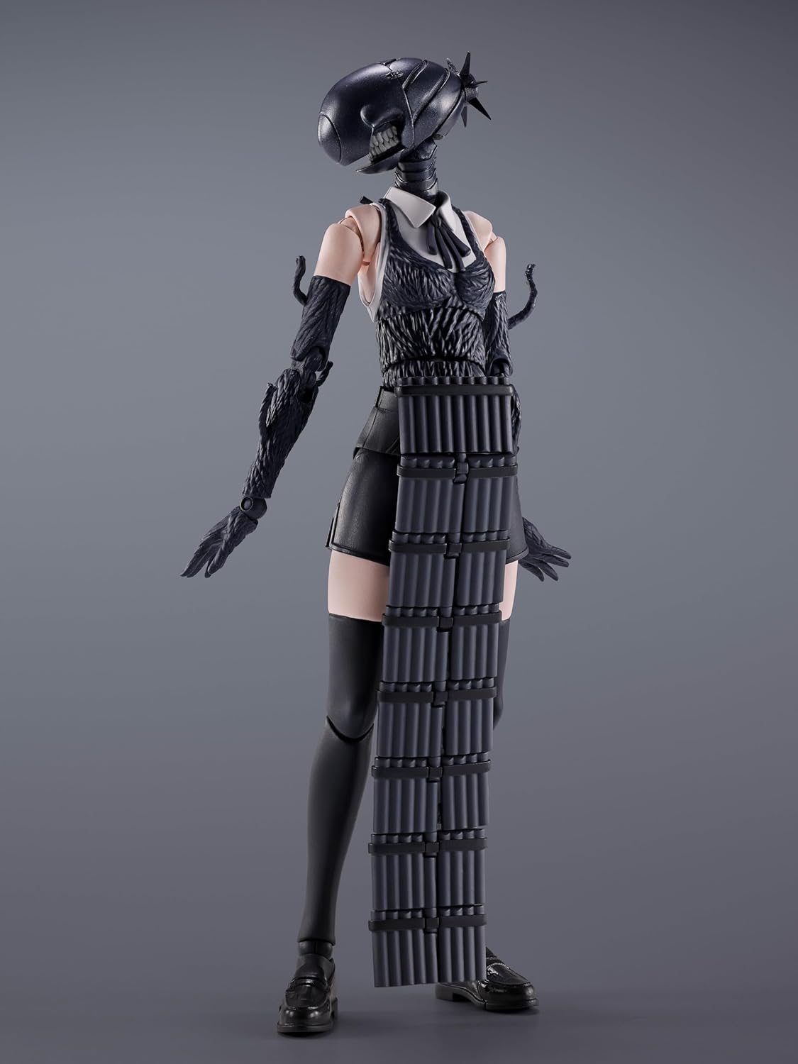 EN STOCK Figura Bomb - Chainsaw Man - S.H. Figuarts marca Bandai Namco escala 1/12