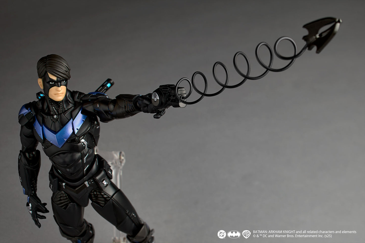 Preventa Figura Nightwing - DC Comics - Amazing Yamaguchi Revoltech marca Kaiyodo NR104 escala 1/12