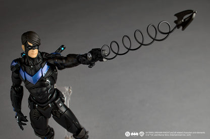 Preventa Figura Nightwing - DC Comics - Amazing Yamaguchi Revoltech marca Kaiyodo NR104 escala 1/12