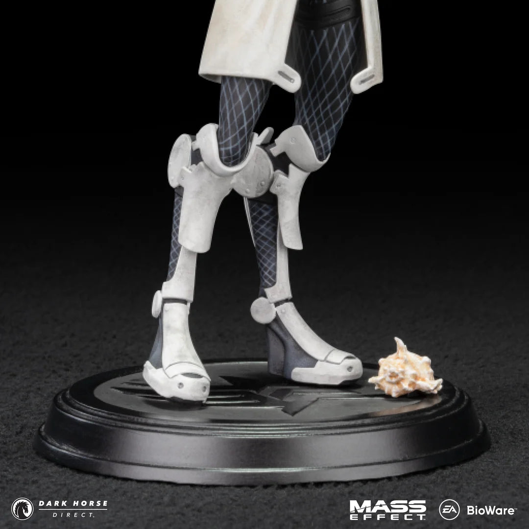 Preventa Estatua Mordin Solus - Mass Effect marca Dark Horse (23 cm)