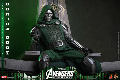 Preventa Figura DOCTOR DOOM - Avengers: Doomsday marca Hot Toys MMS906 escala 1/6