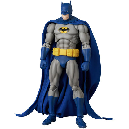 Preventa Figura Batman (Recollection Blue version) - DC Comics MAFEX No.333 marca Medicom Toy escala 1/12