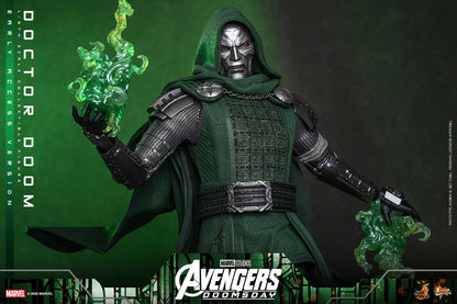 Preventa Figura DOCTOR DOOM - Avengers: Doomsday marca Hot Toys MMS906 escala 1/6