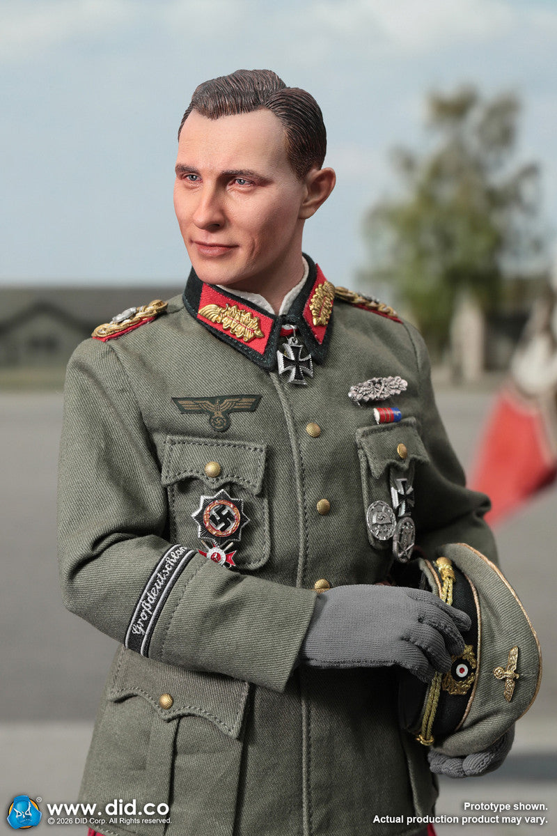 Preventa Figura Officer Otto Remer - WWII German Wehrmacht marca DID D80194 escala 1/6
