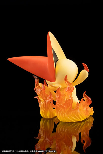 Preventa Estatua Hilbert con Victini - Pokemon - ArtFX J marca Kotobukiya escala 1/8