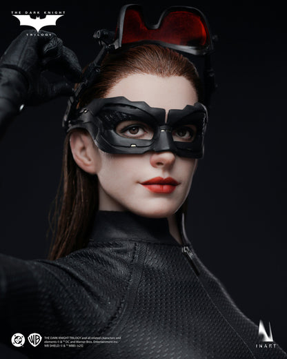 Preventa Figura Catwoman (Cabello enraizado) - The Dark Knight Trilogy marca INART A029 Queen Studio escala 1/6
