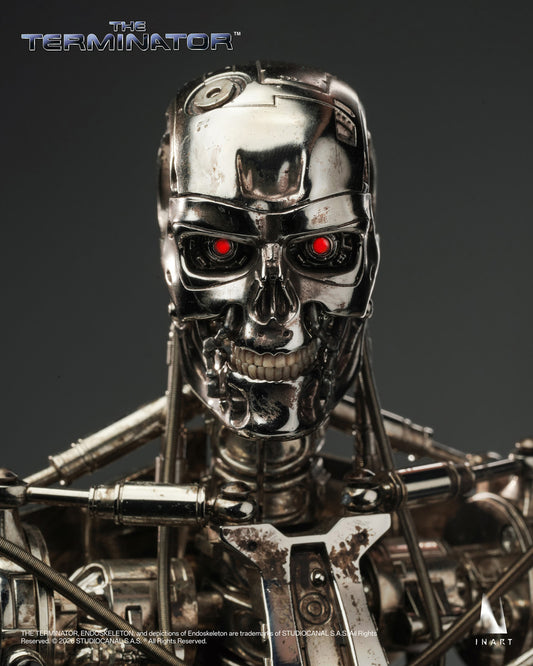 Preventa Figura T-800 Endoskeleton - The Terminator marca INART A036 Queen Studio escala 1/6