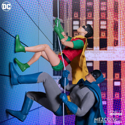 Preventa Figura Robin (Golden Age Edition) - One:12 Collective marca Mezco Toyz 76157 escala pequeña 1/12