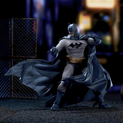 Preventa Figura BATMAN HUSH marca POP MART x Gong Studio escala 1/12