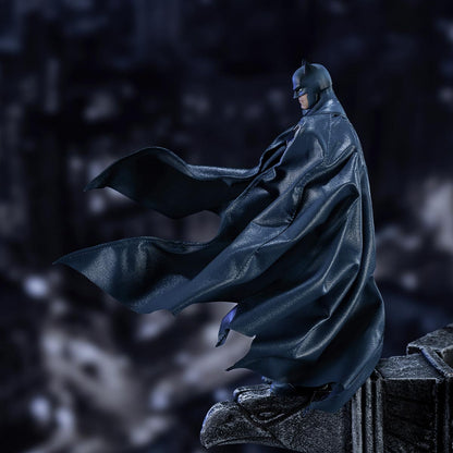 Preventa Figura BATMAN HUSH marca POP MART x Gong Studio escala 1/12