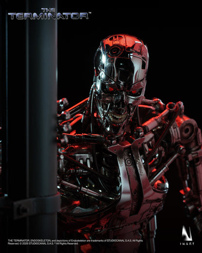 Preventa Figura T-800 Endoskeleton - The Terminator marca INART A036 Queen Studio escala 1/6