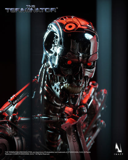 Preventa Figura T-800 Endoskeleton - The Terminator marca INART A036 Queen Studio escala 1/6
