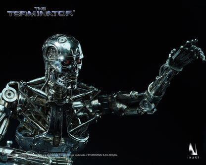 Preventa Figura T-800 Endoskeleton - The Terminator marca INART A036 Queen Studio escala 1/6