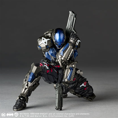 Pedido Figura Arkham Knight (Versión 1.5) - Batman: Arkham Knight - Amazing Yamaguchi Revoltech marca Kaiyodo NR060 escala 1/12