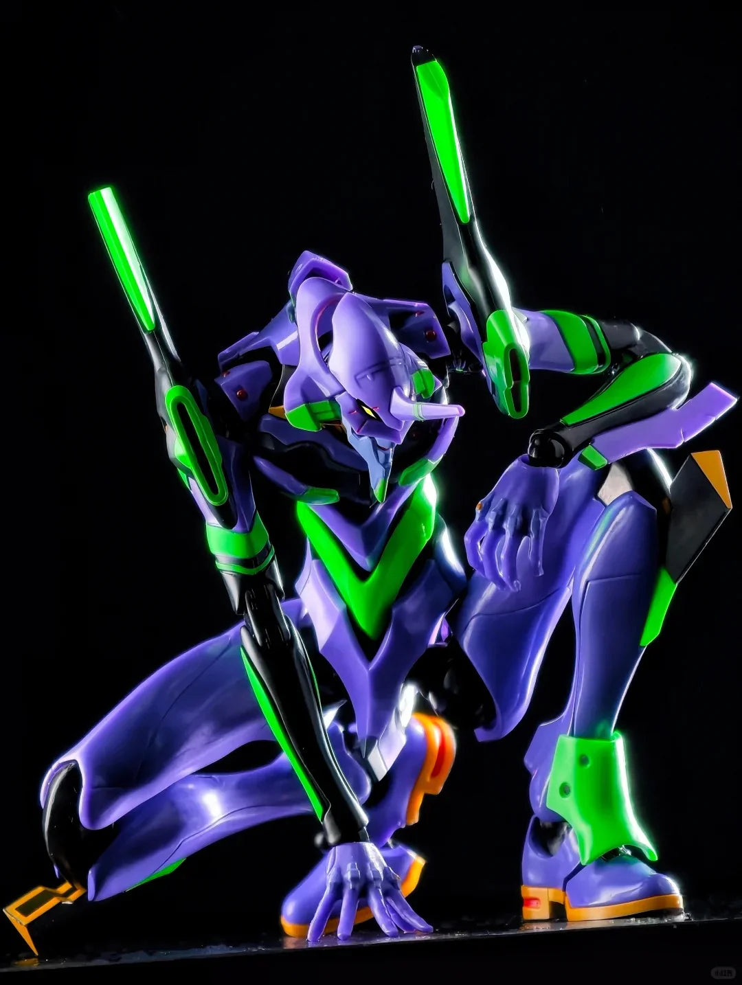 Preventa Figura EVA Unit-01 (DIECAST) - Evangelion marca POP MART - Gong Studio (16.5 cm)