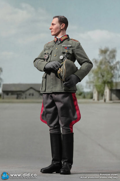 Preventa Figura Officer Otto Remer - WWII German Wehrmacht marca DID D80194 escala 1/6