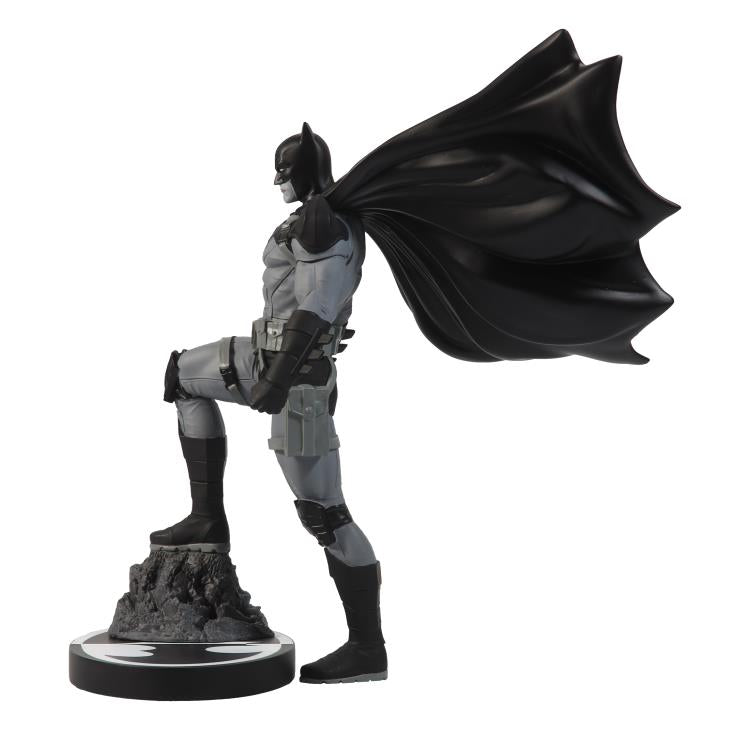 Preventa Estatua Batman (Mitch Gerads version) (Edición Limitada) (Poliresina) - Black & White - DC Comics marca McFarlane Toys x DC Direct escala 1/10
