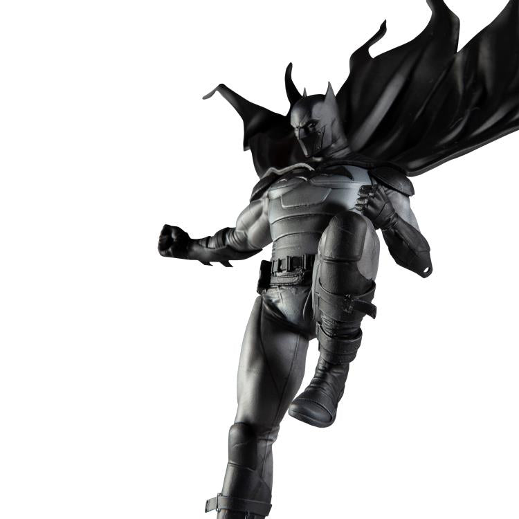 Pedido Estatua Black and White Batman (Oliver Coipel version) (Edición Limitada) (Resina) - DC Comics marca McFarlane Toys x DC Direct escala 1/10