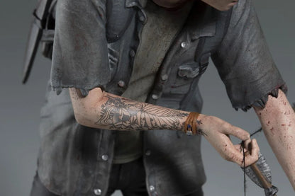 Pedido Estatua Ellie con arco - The Last of Us Part II marca Dark Horse escala (20 cm)