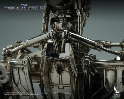 Preventa Figura T-800 Endoskeleton - The Terminator marca INART A036 Queen Studio escala 1/6
