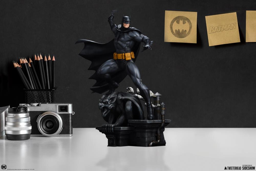 Preventa Estatua Batman (Black and Gray Edition) - DC Comics Maquette marca Tweeterhead escala 1/6