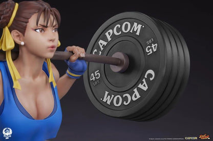 Preventa Estatua Chun-Li (Powerlifting Alpha Version) - Street Fighter Premier Series marca PCS Collectibles escala 1/4