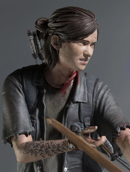 Pedido Estatua Ellie con arco - The Last of Us Part II marca Dark Horse escala (20 cm)